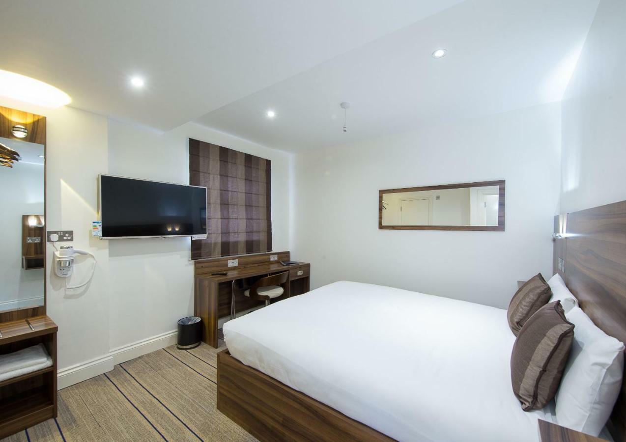 Heathrow-Windsor Guest House Slough Exterior photo